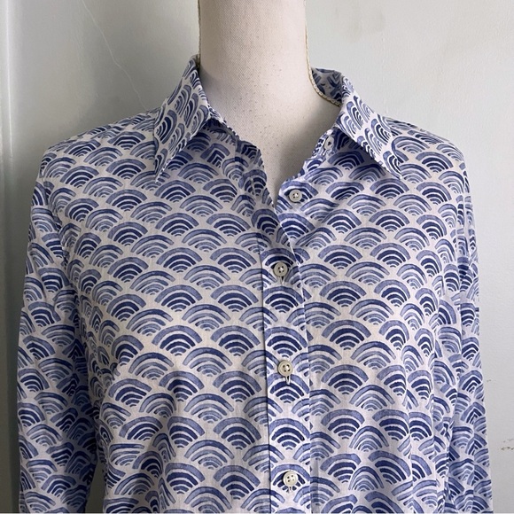Talbots • Blue White Patterned Cotton Button Down Shirt - Picture 2 of 4
